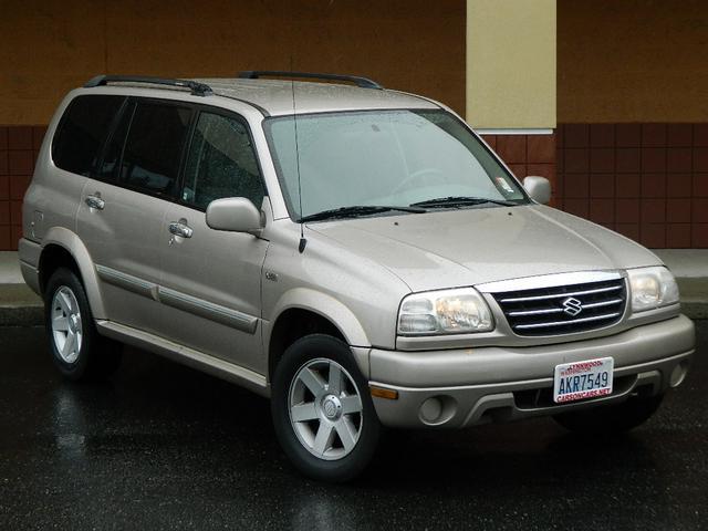 Suzuki XL-7 2001 photo 4
