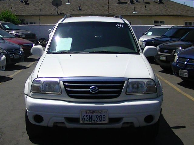 Suzuki XL-7 2002 photo 4