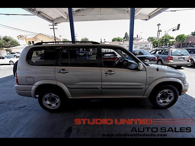 Suzuki XL-7 2002 photo 1