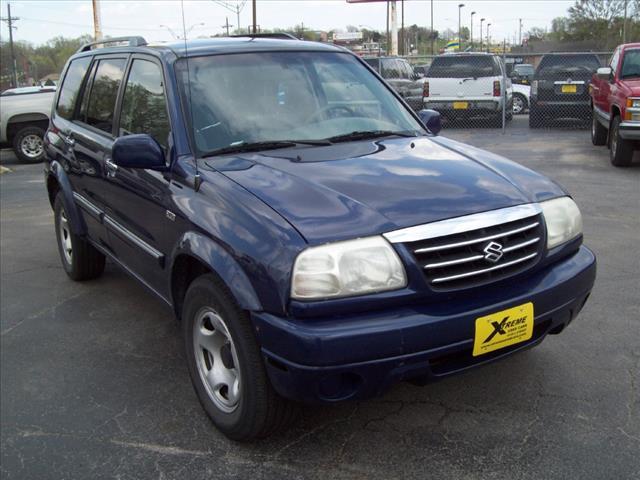 Suzuki XL-7 2002 photo 3