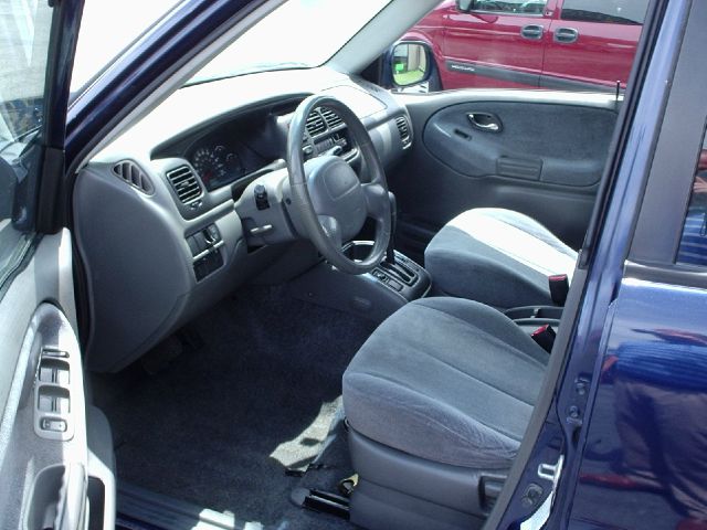 Suzuki XL-7 2002 photo 1