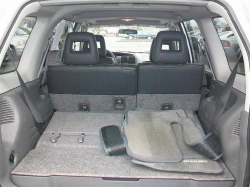 Suzuki XL-7 2002 photo 3