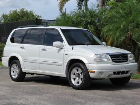 Suzuki XL-7 2002 photo 4