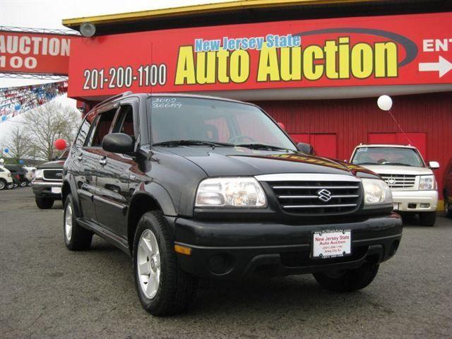 Suzuki XL-7 2002 photo 1