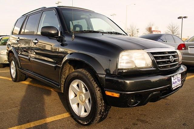 Suzuki XL-7 2002 photo 2