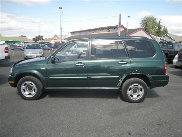 Suzuki XL-7 2002 photo 1