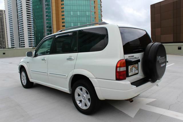 Suzuki XL-7 2002 photo 3