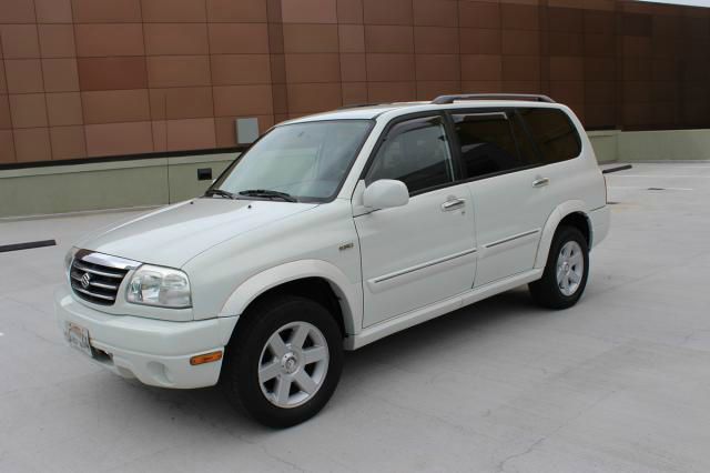 Suzuki XL-7 2002 photo 4