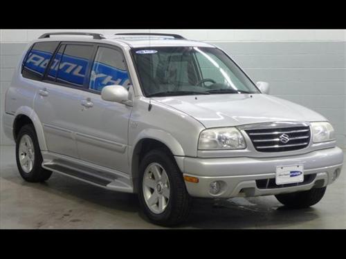 Suzuki XL-7 2003 photo 2