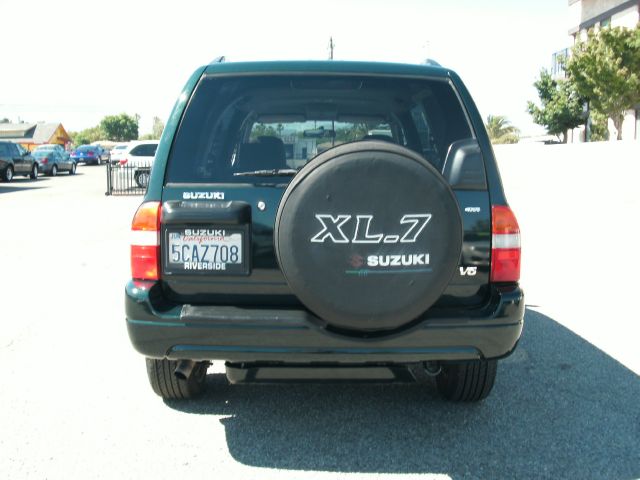 Suzuki XL-7 2003 photo 1