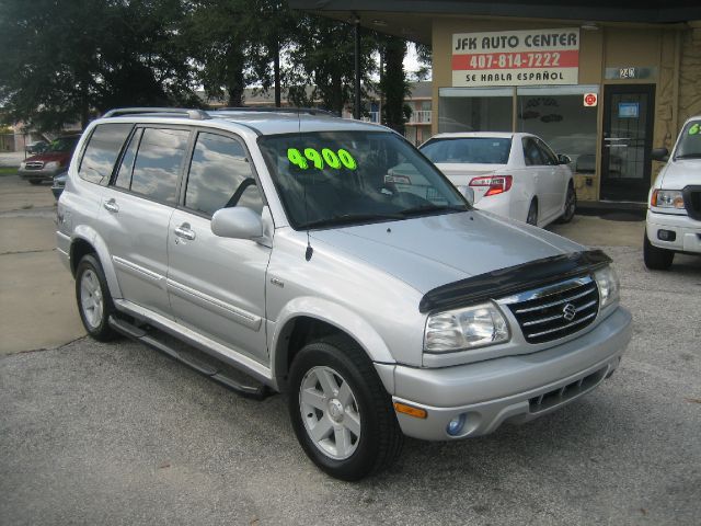 Suzuki XL-7 2003 photo 2