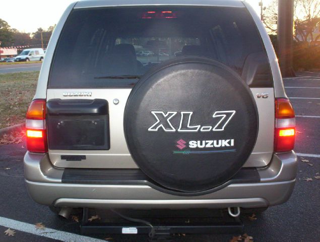 Suzuki XL-7 2003 photo 2