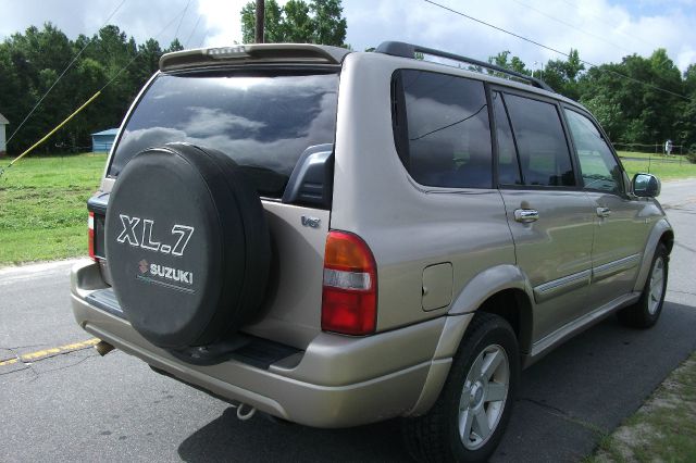 Suzuki XL-7 2003 photo 2