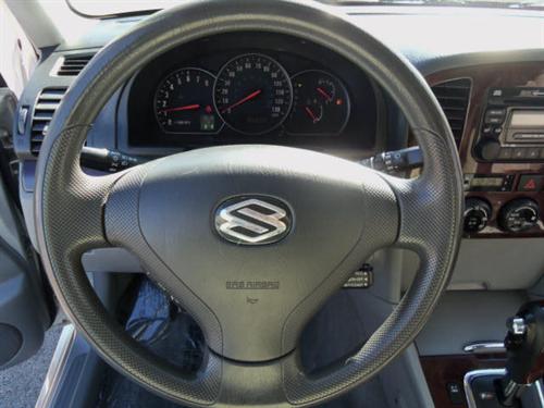 Suzuki XL-7 2004 photo 5