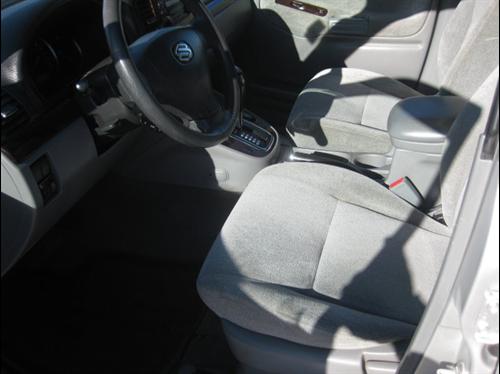 Suzuki XL-7 2004 photo 3