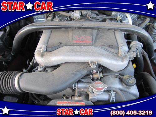 Suzuki XL-7 2004 photo 2