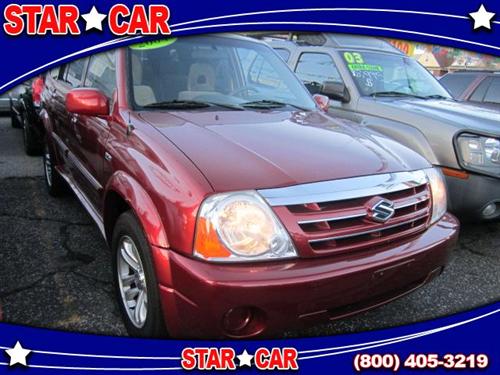 Suzuki XL-7 2004 photo 3