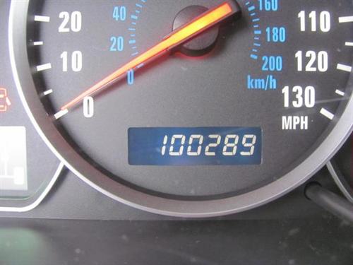 Suzuki XL-7 2004 photo 4