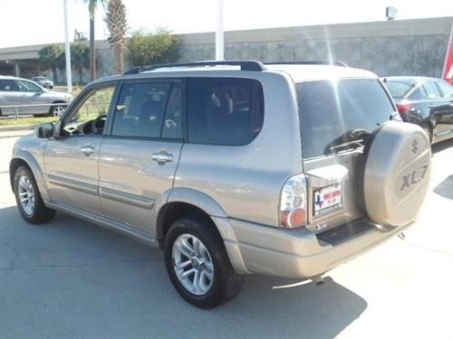 Suzuki XL-7 2004 photo 3