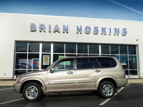 Suzuki XL-7 2004 photo 3