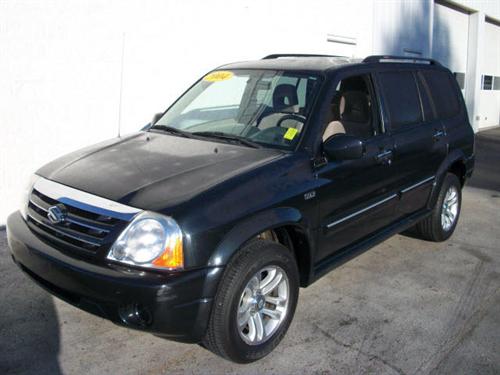 Suzuki XL-7 2004 photo 1