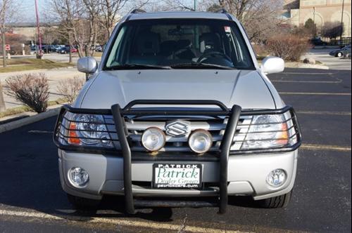 Suzuki XL-7 2004 photo 2