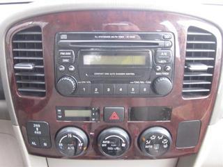 Suzuki XL-7 2004 photo 3