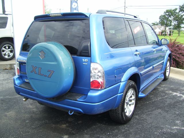 Suzuki XL-7 2004 photo 4