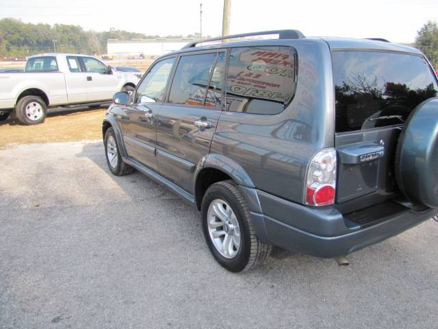 Suzuki XL-7 2005 photo 1