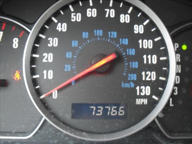 Suzuki XL-7 2005 photo 2