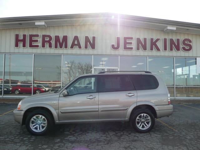 Suzuki XL-7 2005 photo 5