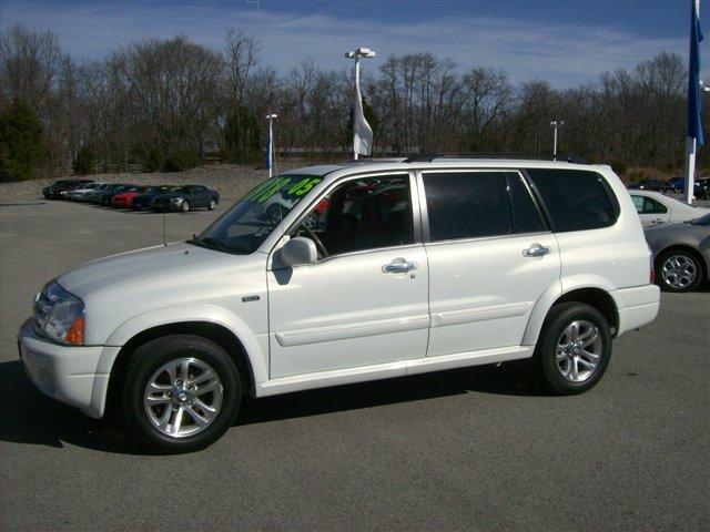 Suzuki XL-7 Open-top Sport Utility