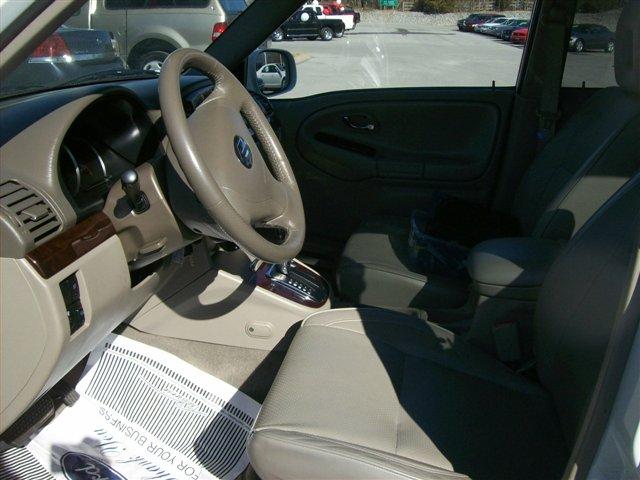 Suzuki XL-7 2005 photo 3