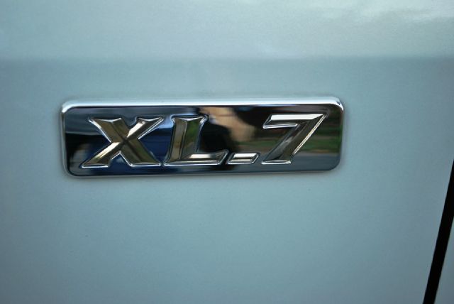 Suzuki XL-7 2006 photo 5