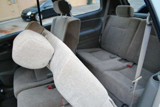 Suzuki XL-7 2006 photo 6