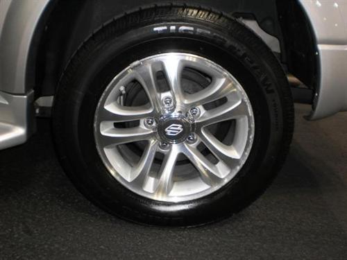 Suzuki XL-7 2006 photo 2