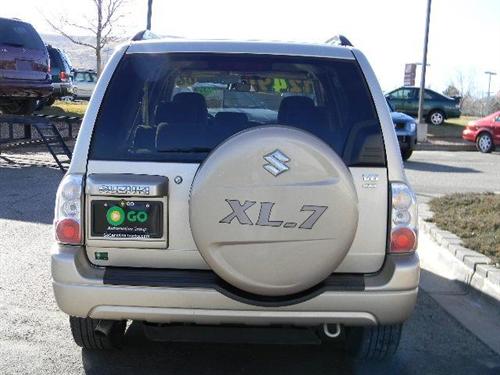 Suzuki XL-7 2006 photo 2