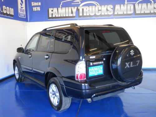 Suzuki XL-7 2006 photo 1