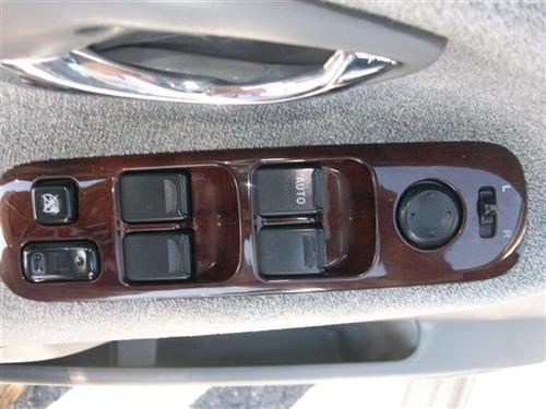 Suzuki XL-7 2006 photo 2