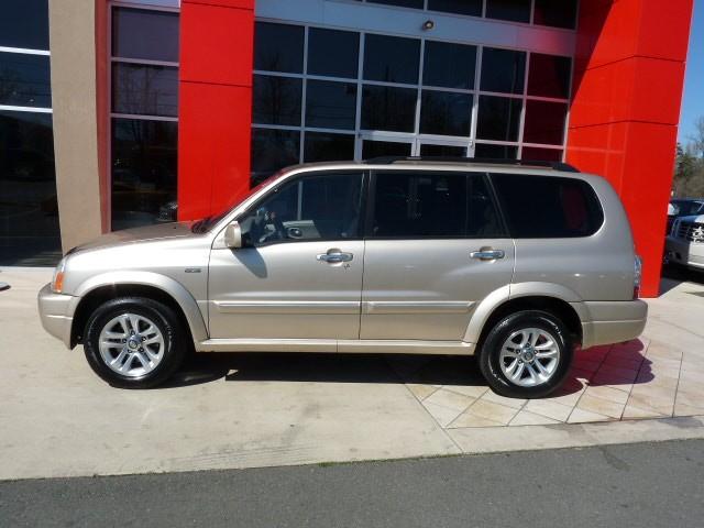 Suzuki XL-7 Clubcab Laramie SLT 4X4 Unspecified