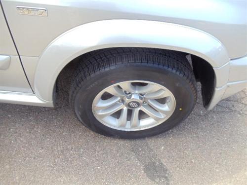 Suzuki XL-7 2006 photo 4