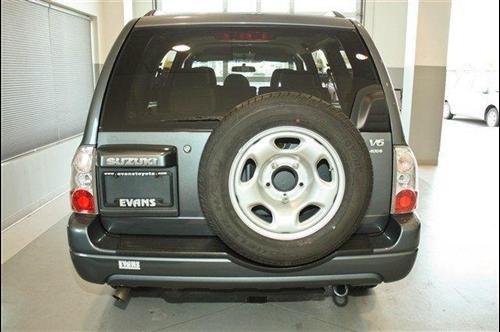 Suzuki XL-7 2006 photo 2