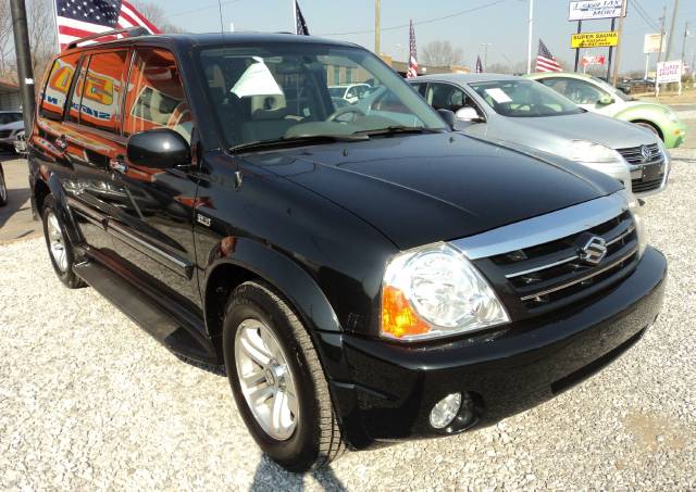 Suzuki XL-7 2006 photo 2