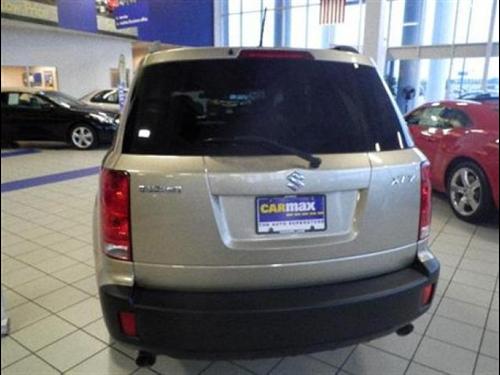Suzuki XL-7 2007 photo 4