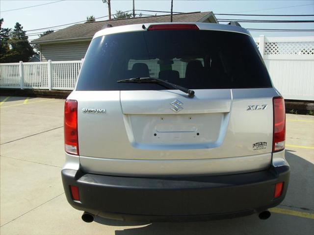 Suzuki XL-7 2007 photo 3