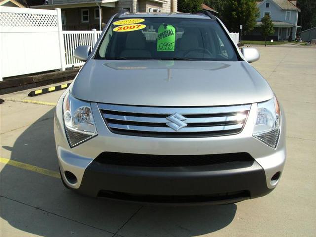 Suzuki XL-7 2007 photo 4