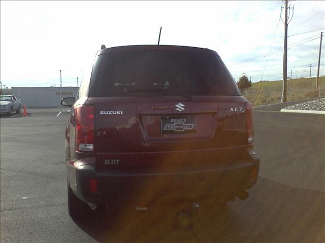 Suzuki XL-7 2007 photo 3