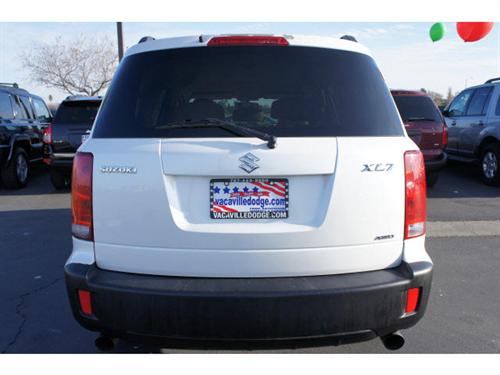 Suzuki XL-7 2007 photo 2