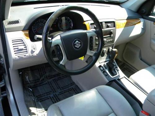 Suzuki XL-7 2007 photo 2