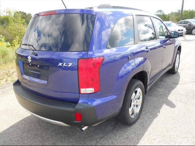 Suzuki XL-7 2007 photo 2